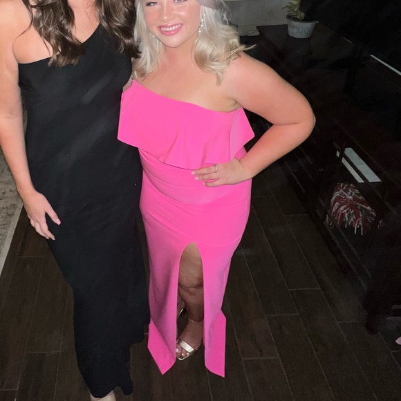 Hot pink formal gown size 10 worn once - Picture 2 of 3